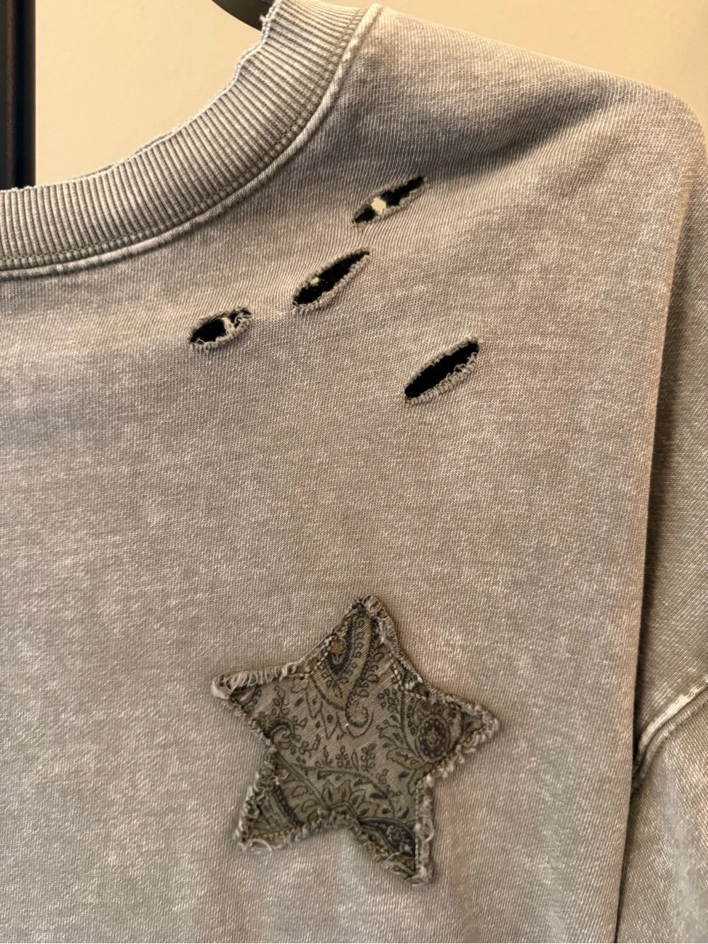 Relaxed Star Appliqué Women's oversized sweatshirt - army green - Picture 3 of 12